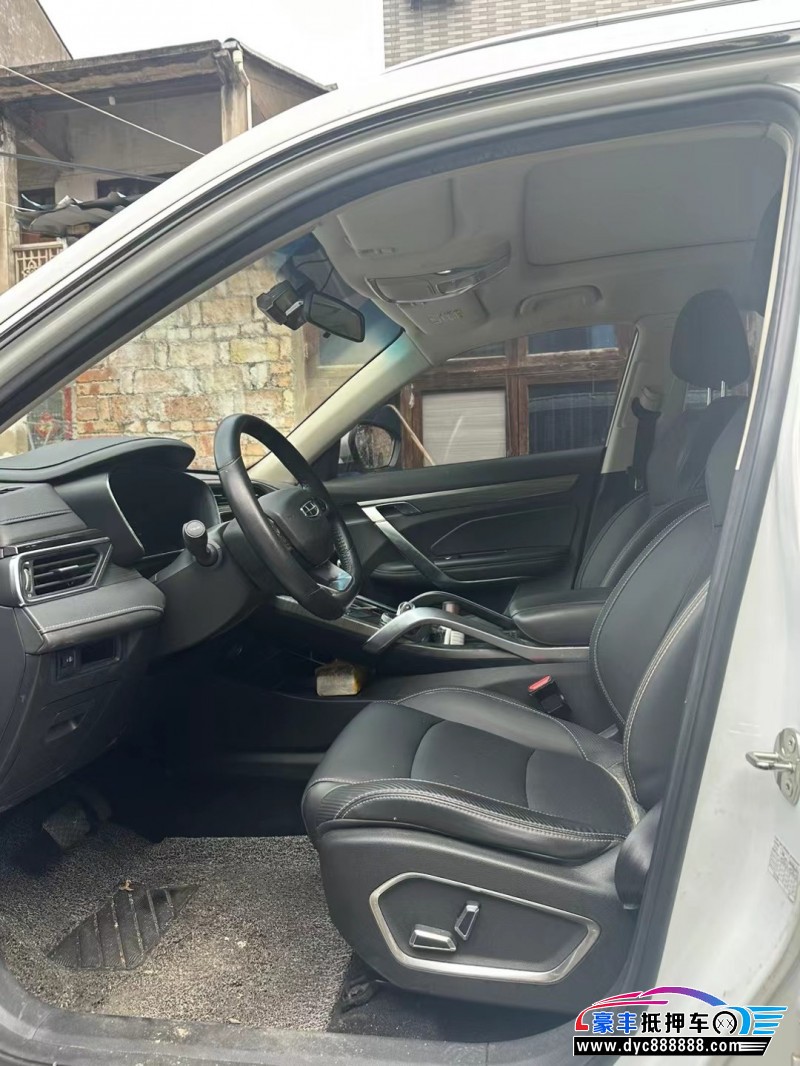 21年吉利博越轿车抵押车出售