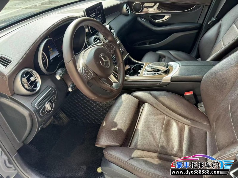 17年奔驰GLCSUV抵押车出售