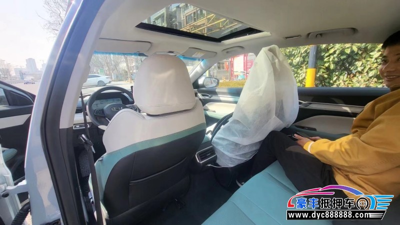 24年吉利雷神轿车抵押车出售