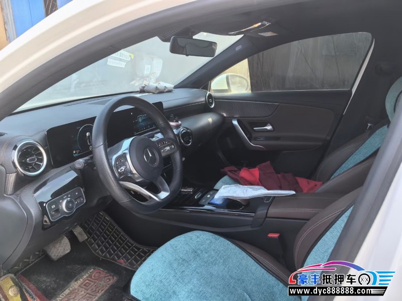 22年本田雅阁轿车抵押车出售