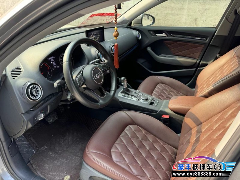 21年奥迪A3轿车抵押车出售