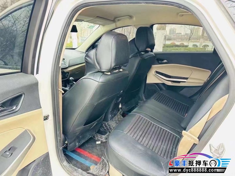 18年福特福睿斯轿车抵押车出售