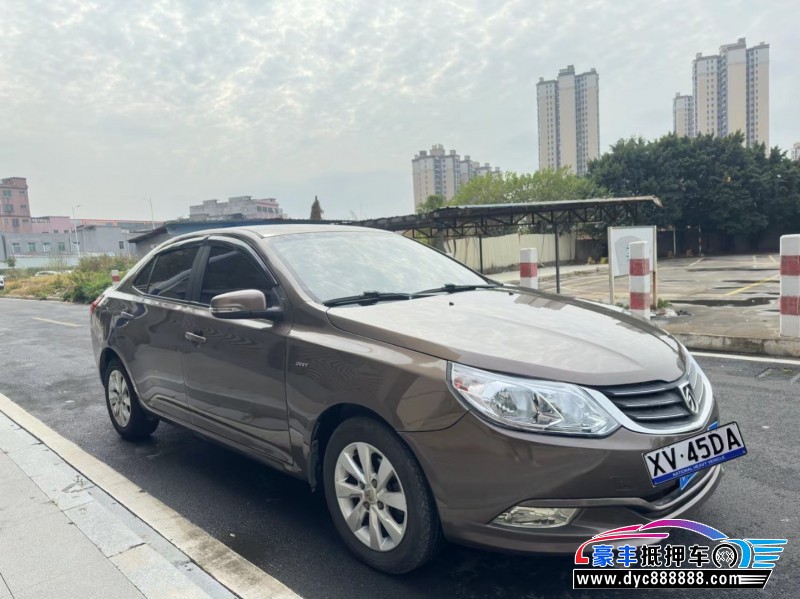 14年宝骏630轿车抵押车出售