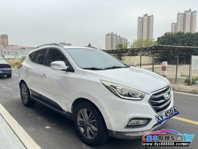 15年现代ix35轿车抵押车出售