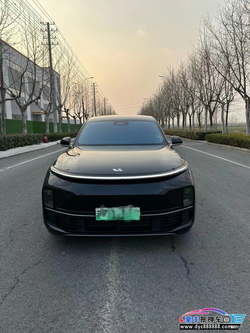 23年理想L8SUV抵押车出售