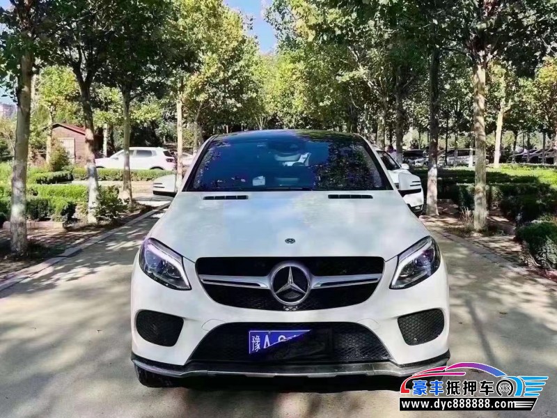 18年奔驰GLE轿车抵押车出售