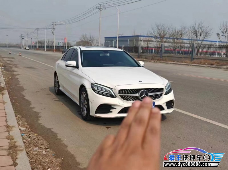 20年奔驰C轿车抵押车出售
