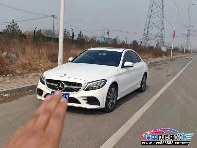 20年奔驰C轿车抵押车出售