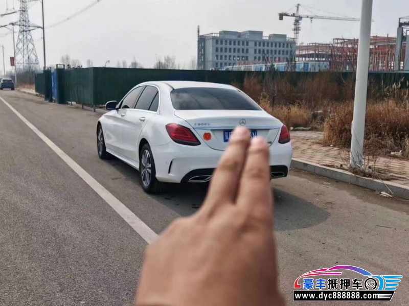 20年奔驰C轿车抵押车出售