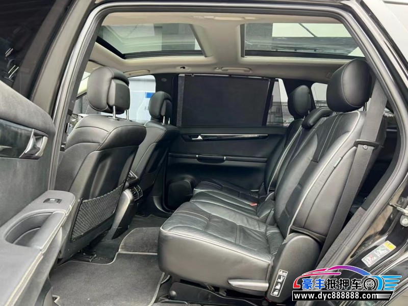 17年奔驰R轿车抵押车出售