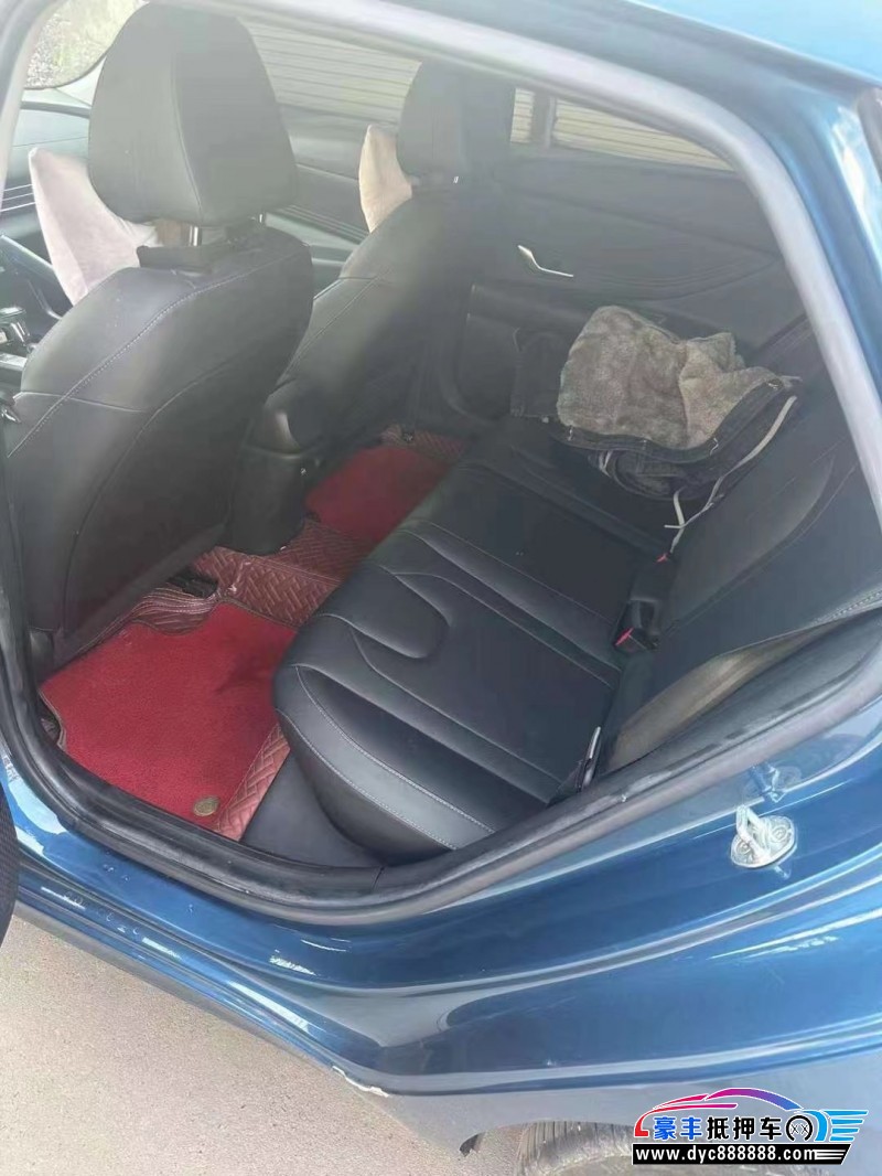 21年现代伊兰特轿车抵押车出售