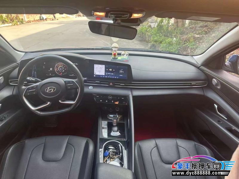 21年现代伊兰特轿车抵押车出售