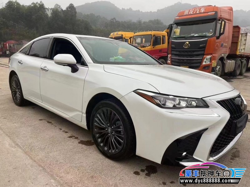 22年丰田亚洲龙轿车抵押车出售