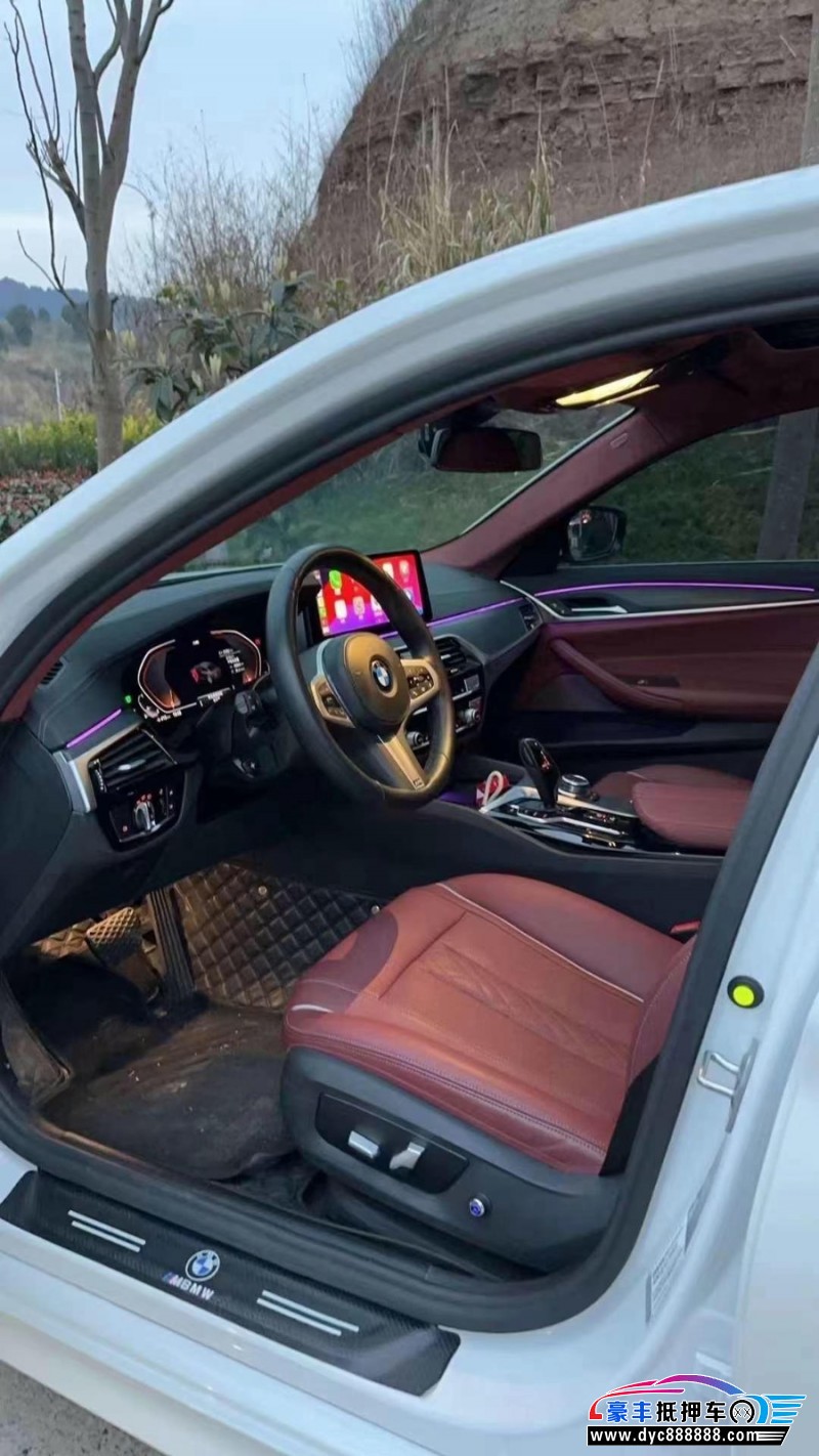 22年宝马5系轿车抵押车出售