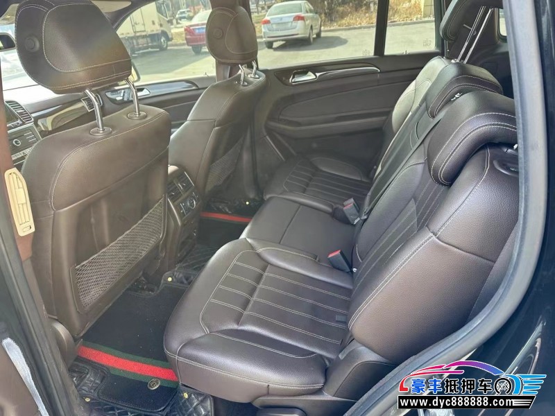 19年奔驰GLS轿车抵押车出售