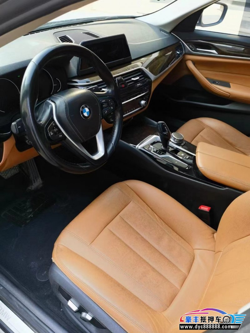 18年宝马5系轿车抵押车出售