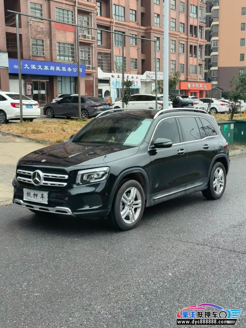 22年奔驰GLB轿车抵押车出售