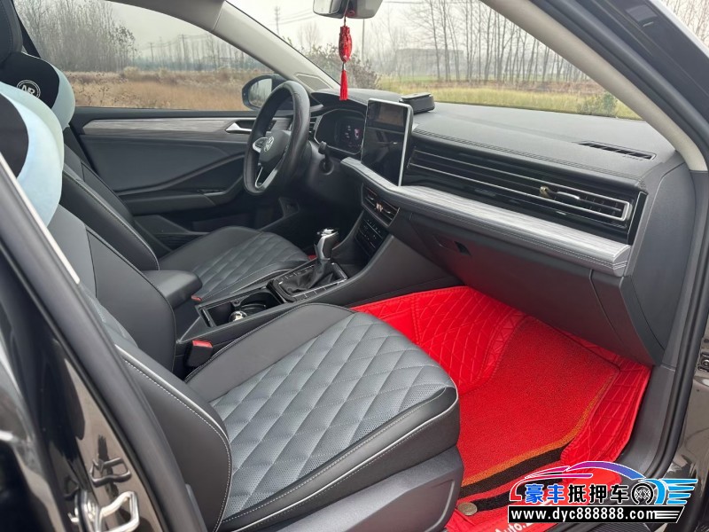 22年大众速腾轿车抵押车出售