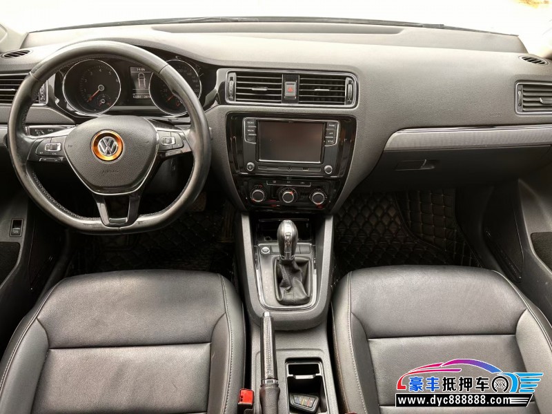 18年大众速腾轿车抵押车出售