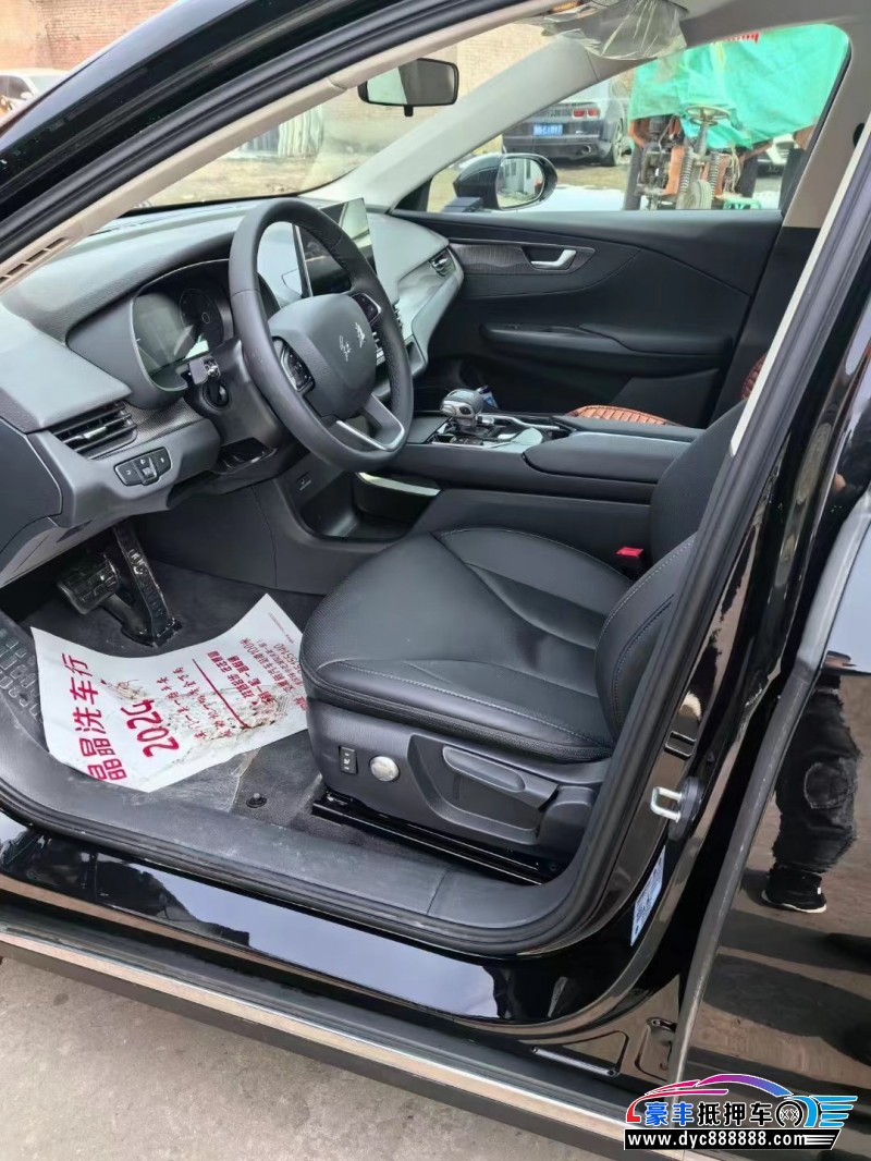 23年红旗EQM5轿车抵押车出售