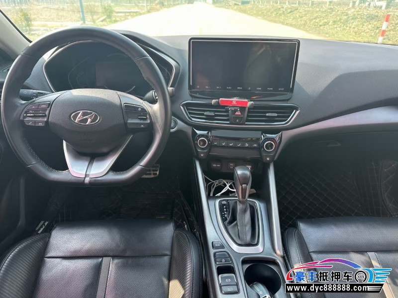 19年现代菲斯塔轿车抵押车出售