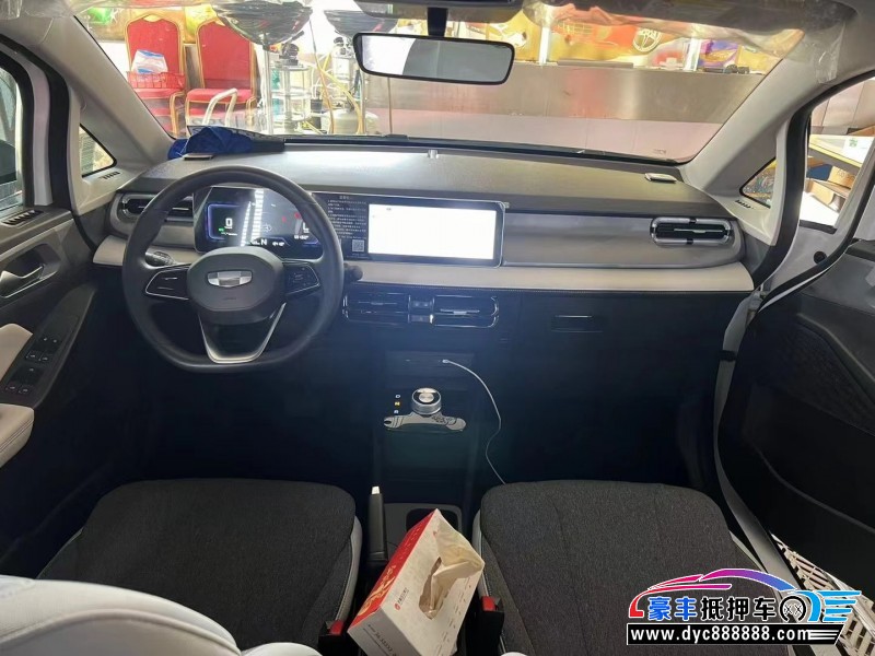 23年吉利几何轿车抵押车出售