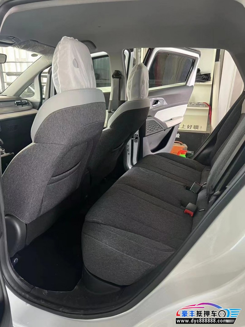 23年吉利几何轿车抵押车出售