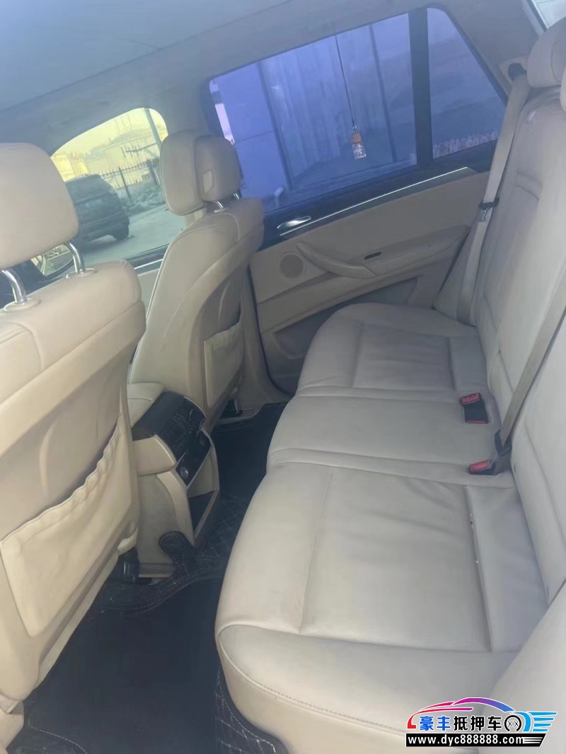 13年宝马X5轿车抵押车出售