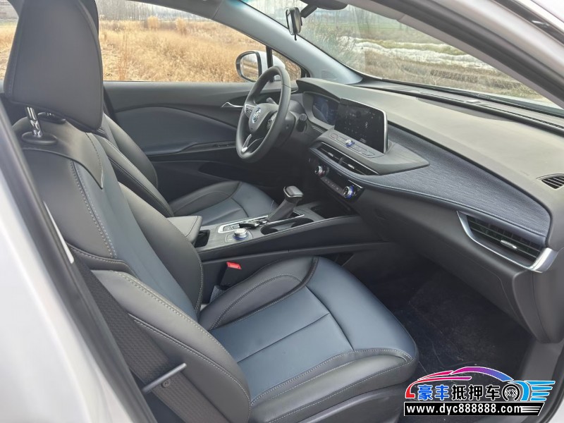 23年别克微蓝轿车抵押车出售