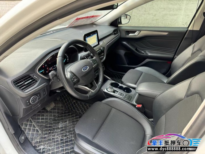 19年福特福克斯轿车抵押车出售