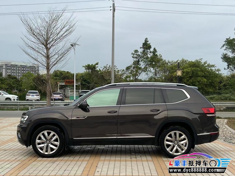 17年大众途昂轿车抵押车出售