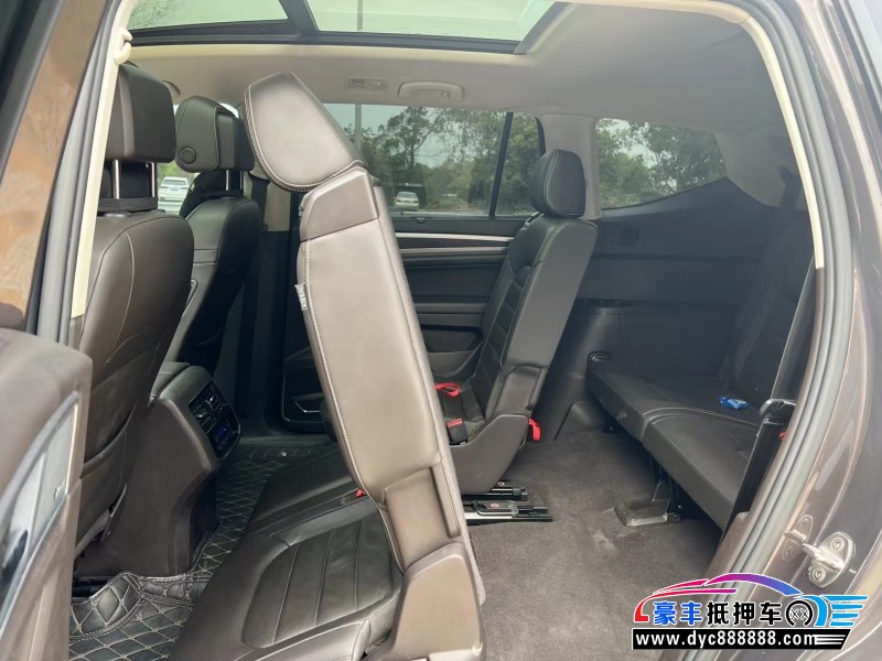 17年大众途昂轿车抵押车出售