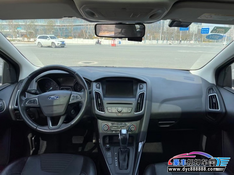 16年福特福克斯轿车抵押车出售