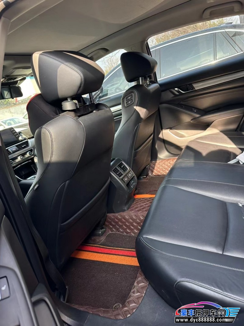 21年本田雅阁轿车抵押车出售