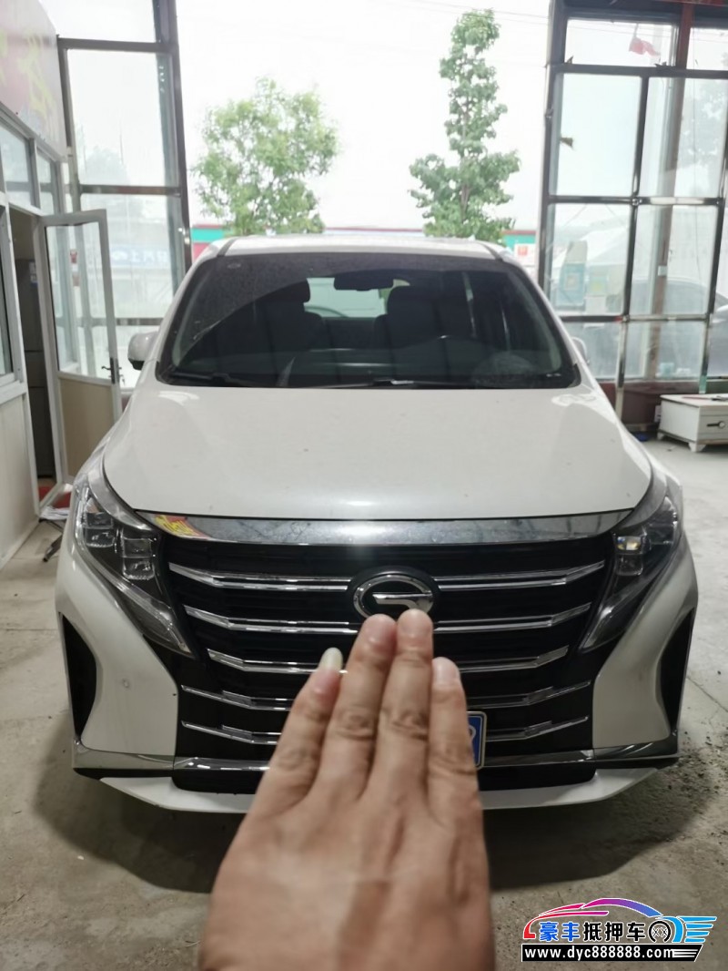 22年传祺M8轿车抵押车出售