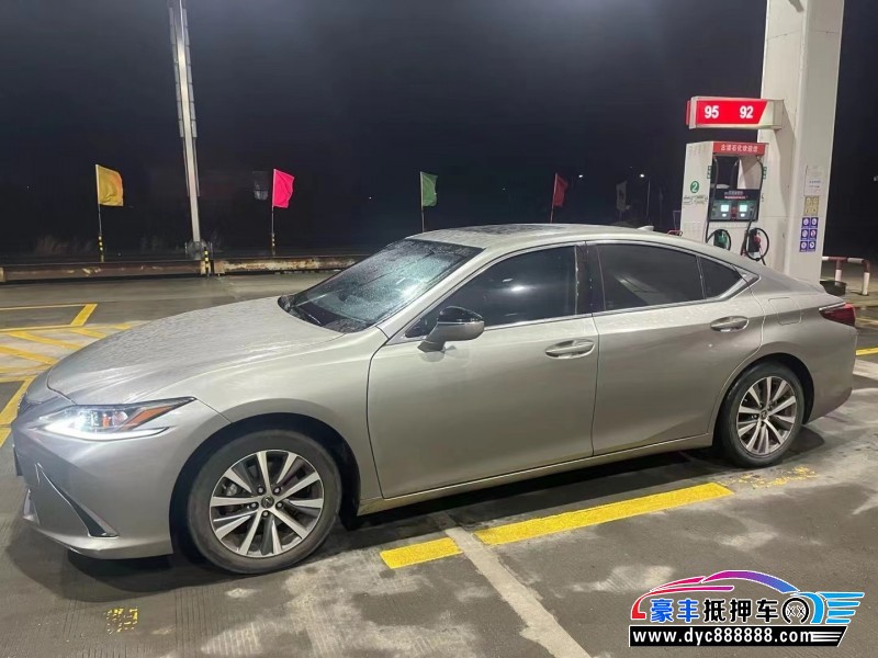 20年雷克萨斯ES轿车抵押车出售