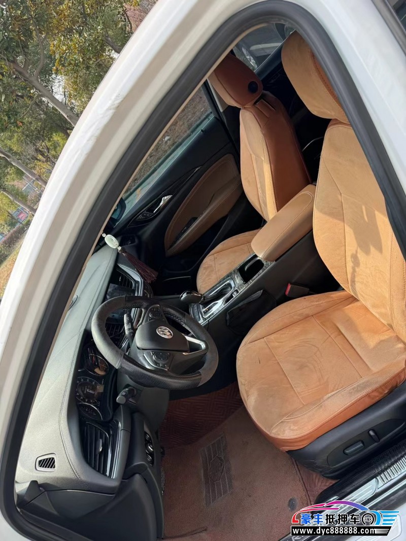 17年别克君威轿车抵押车出售