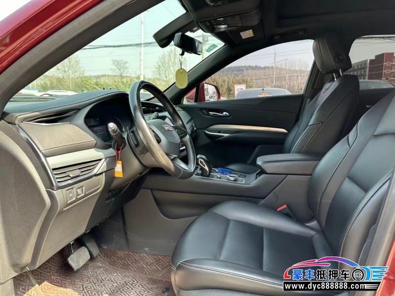 19年凯迪拉克XT4轿车抵押车出售