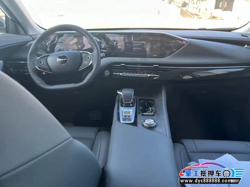 23年东风风神皓极轿车抵押车出售