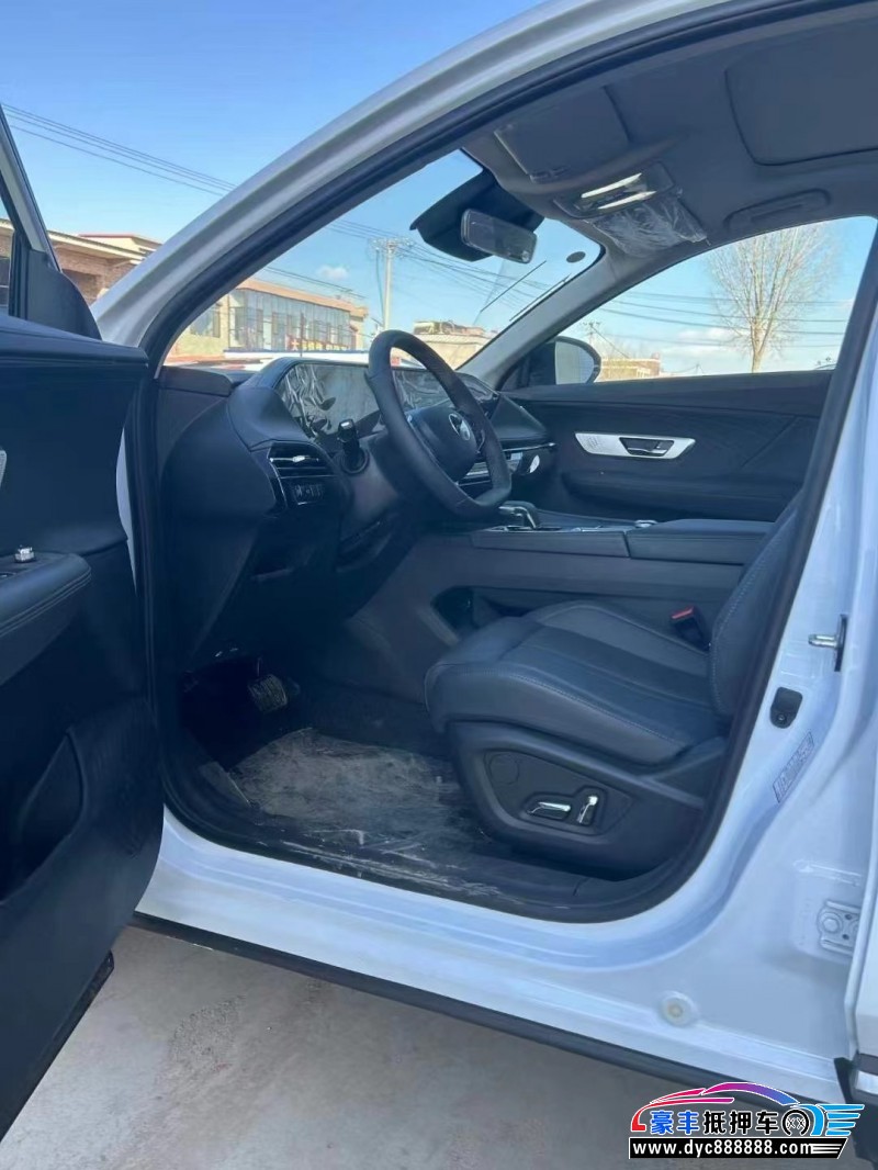 23年东风风神皓极轿车抵押车出售