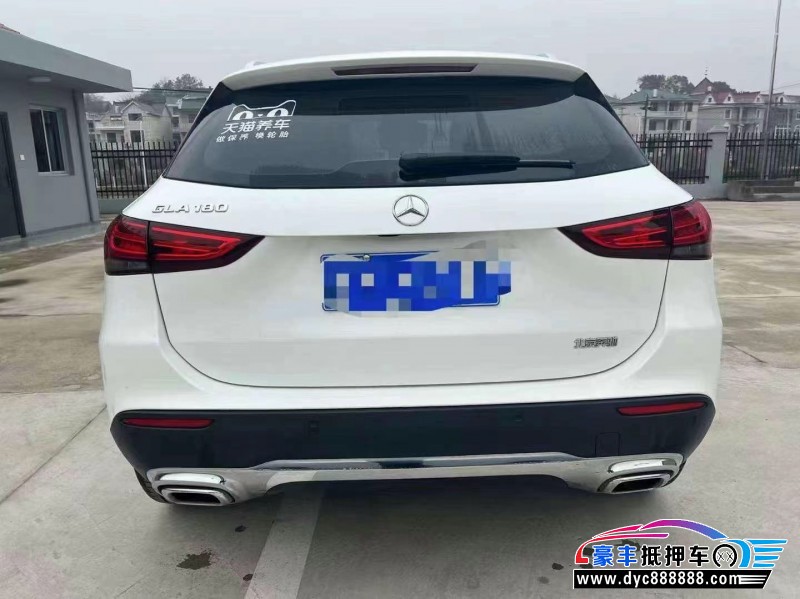 21年奔驰GLA轿车抵押车出售