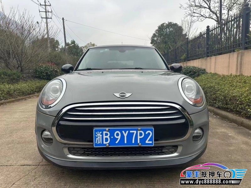 15年宝马MINI轿车抵押车出售