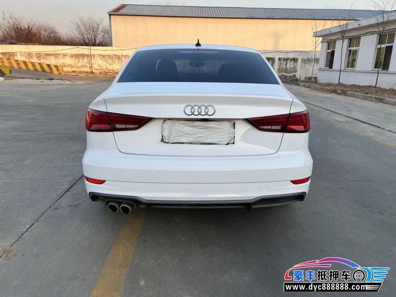 19年奥迪A3轿车抵押车出售