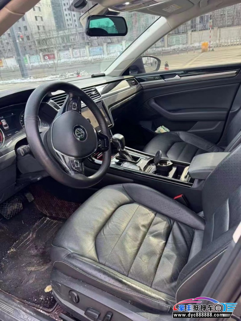 18年大众辉昂轿车抵押车出售