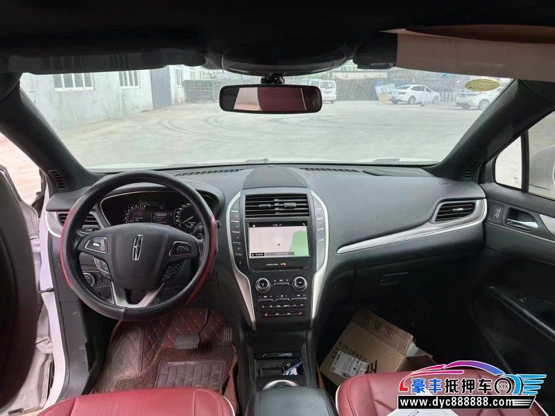 18年林肯MKC轿车抵押车出售