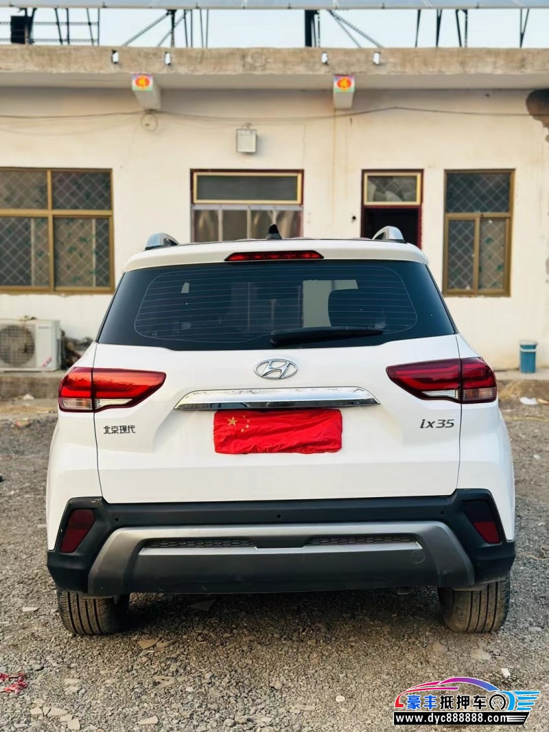 21年现代ix35轿车抵押车出售