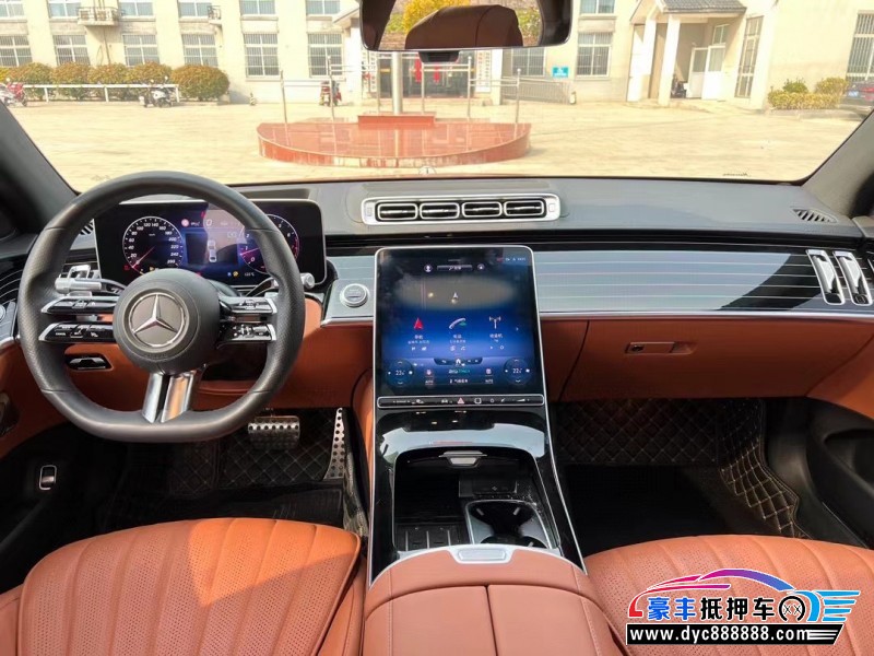 22年奔驰S轿车抵押车出售