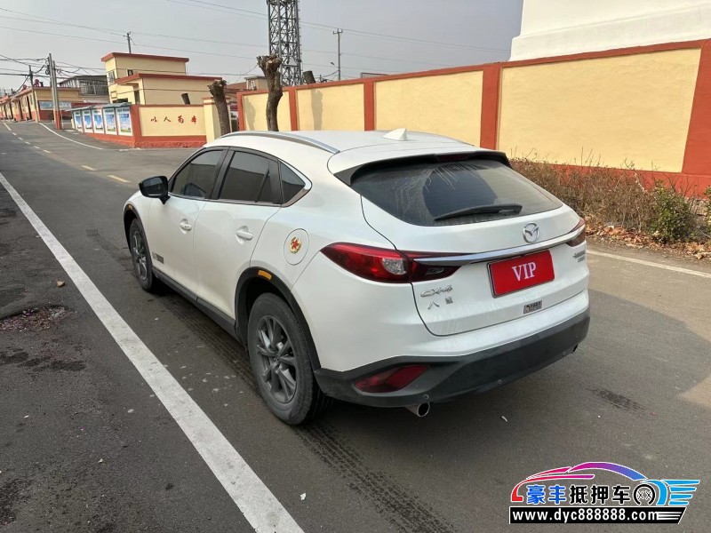 18年马自达CX-4轿车抵押车出售