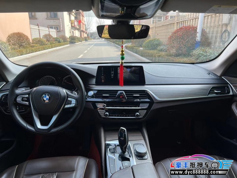 18年宝马5系轿车抵押车出售