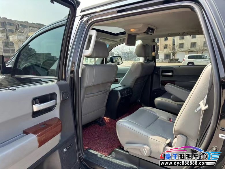 14年丰田红杉SUV抵押车出售